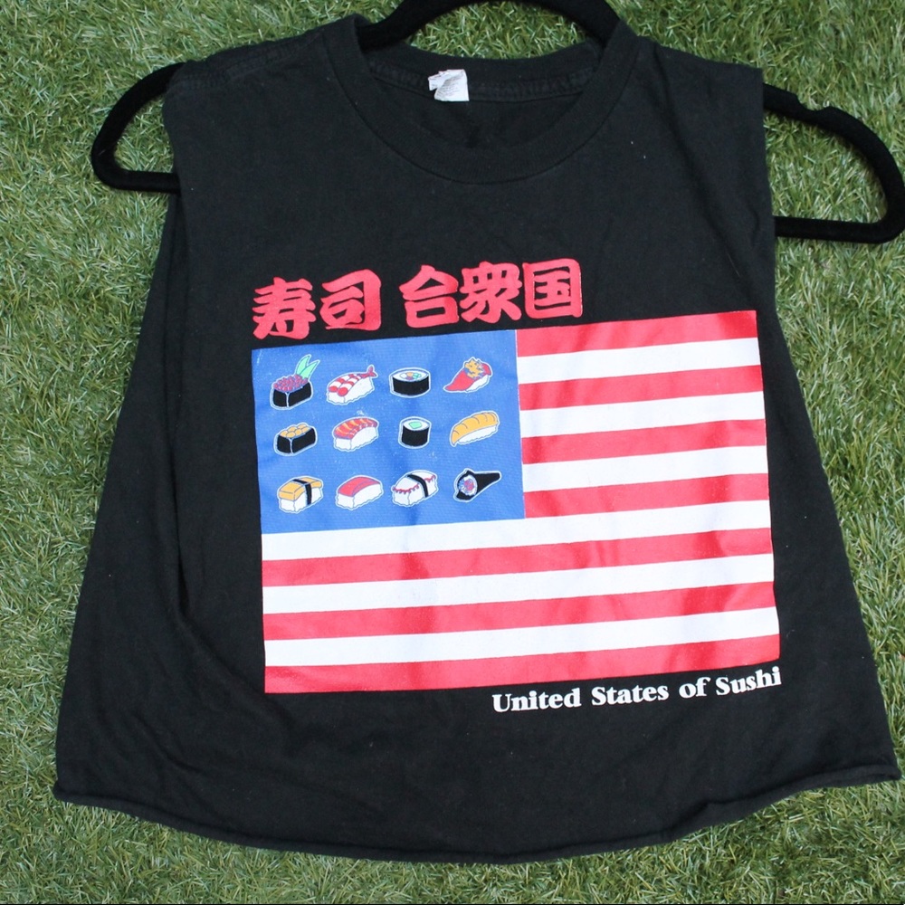 Cropped Japanese Graphic T-shirt